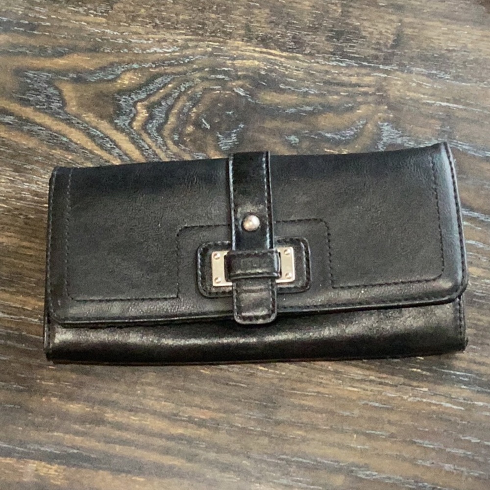 Relic Black Wallet